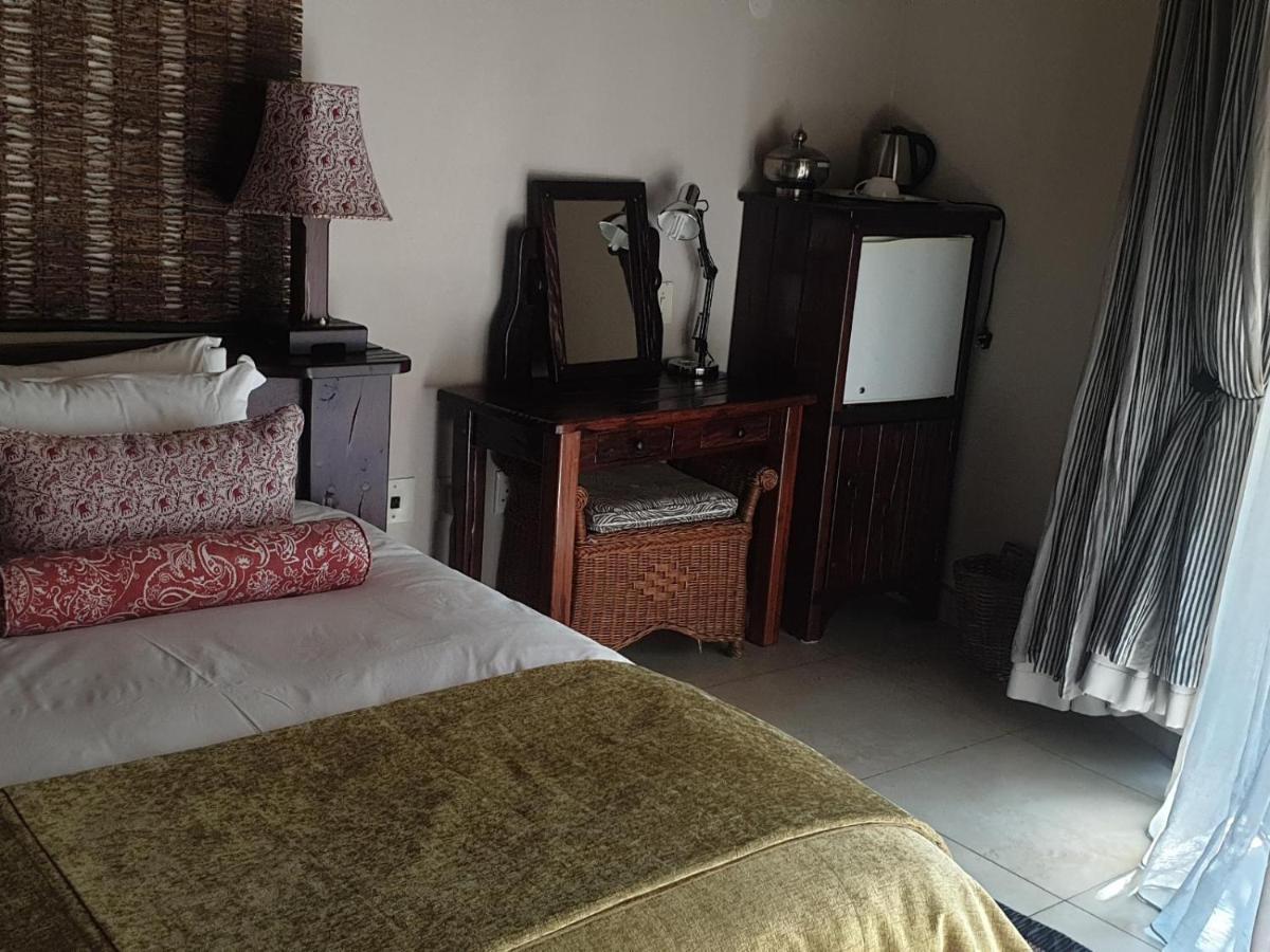 La Rochelle Lodge Namibia ซูเมบ ภายนอก รูปภาพ